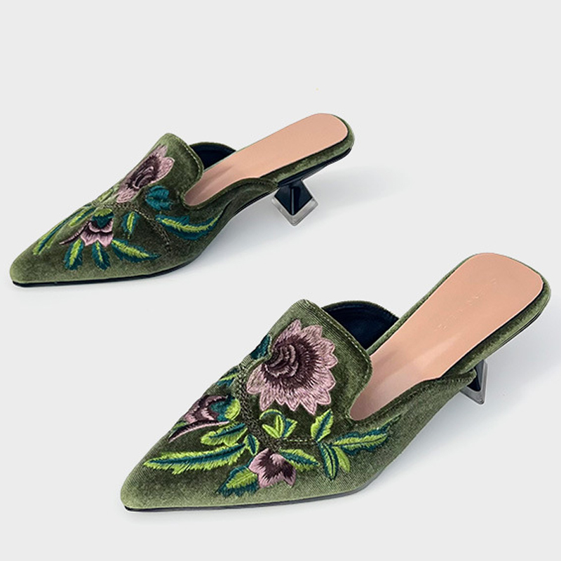 Embroidery Design Free - Zapatos de Mujer de Terciopelo Bordado,