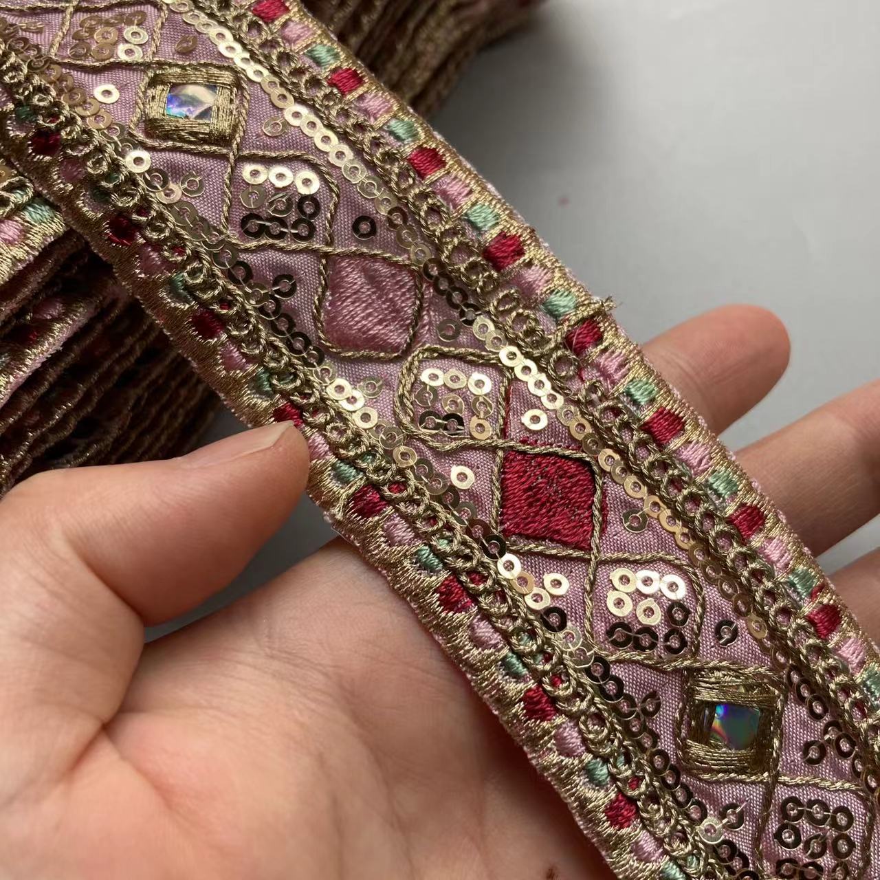 Embroidery Lace - 1 Yarda de Cinta de Encaje