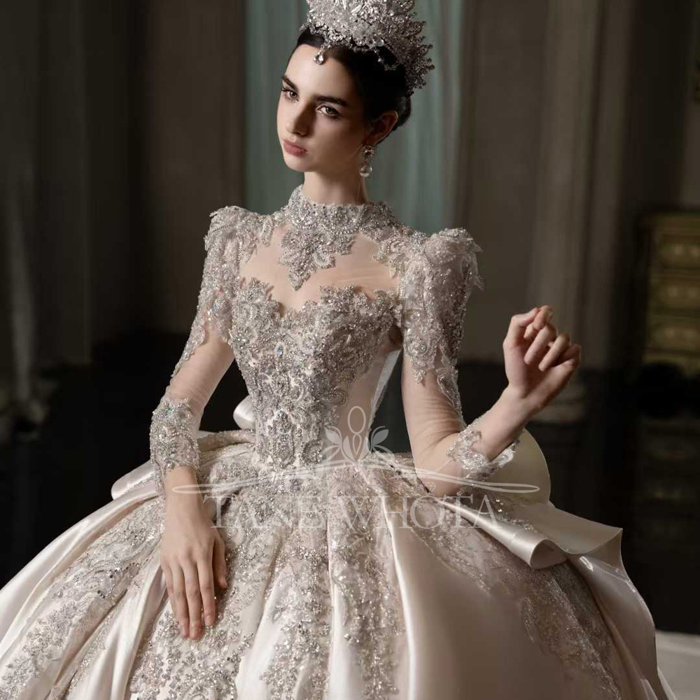 Vestido de novia de lujo con l - Embroidery Roses reseña y precio