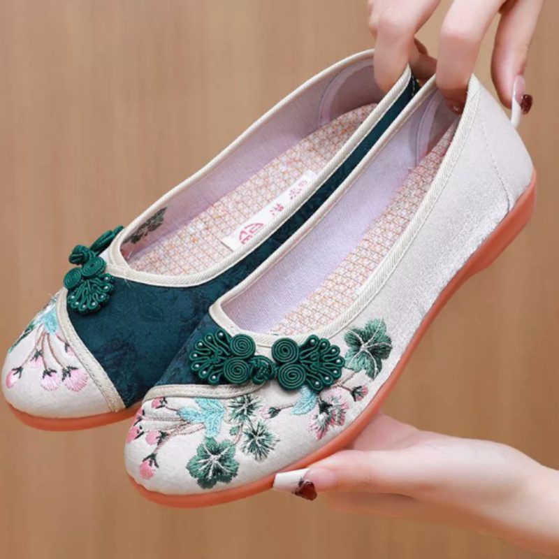 Zapatos de lona de estilo chin - Embroidery Fashion reseña y precio